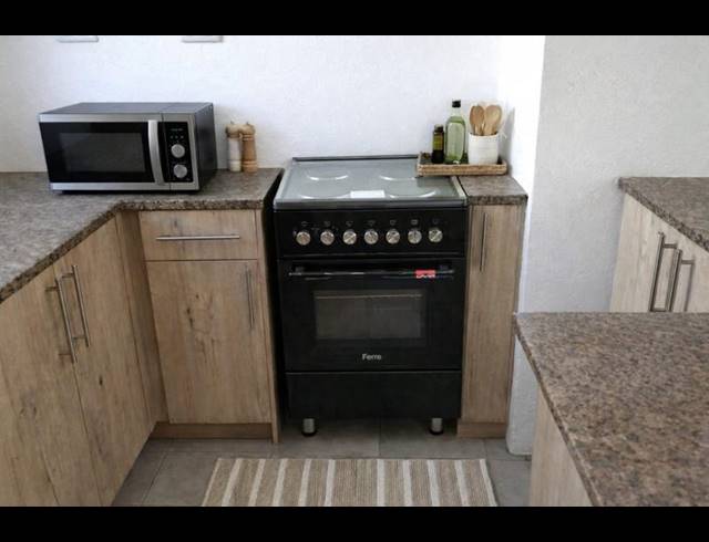 3 BEDROOM TOWNHOUSE FOR SALE IN BEDFORD GARDENS